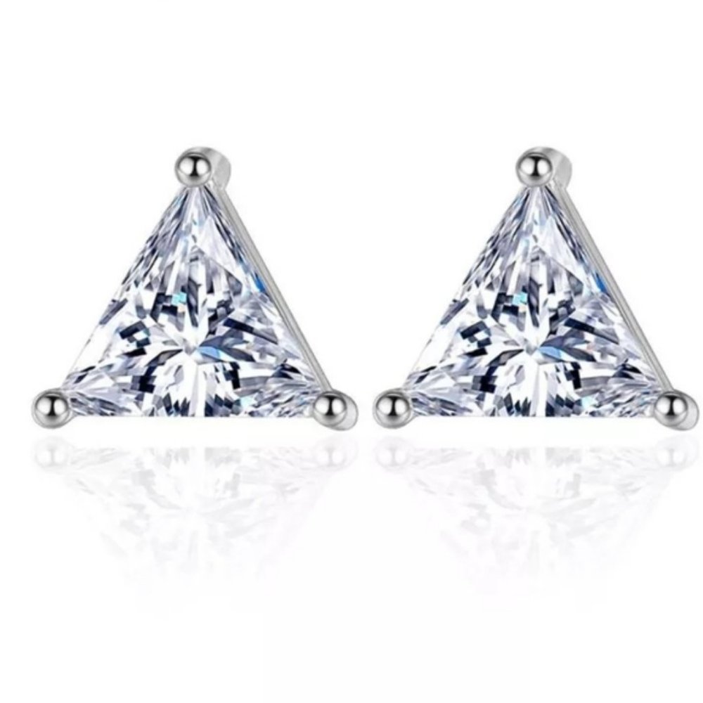 NEW 925 Sterling Silver Diamond Triangle Stud Earrings